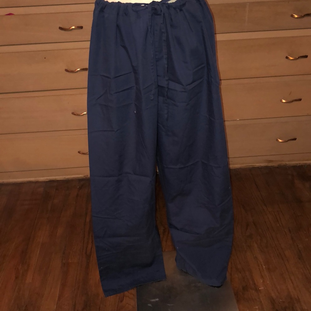 Scrub pants